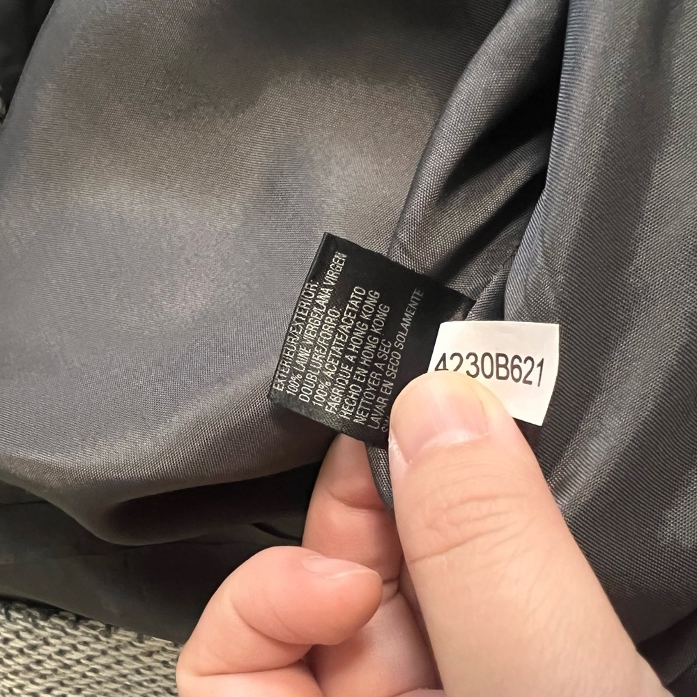 Tahari Black and Gray Textured Blazer 100% wool - Picture 7 of 10